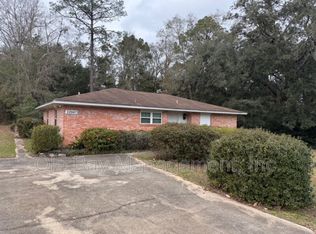22067 Stoddard St, Robertsdale, AL 36567