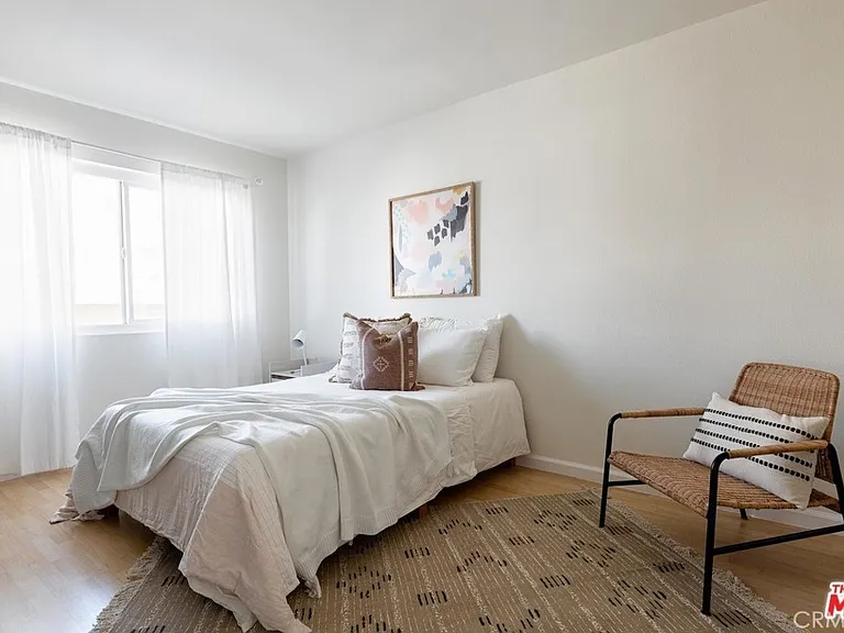 11734 Avon Way — Photo 15