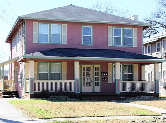 2nd image of 810 E Ashby Pl APT 1