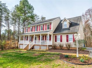 3395 Rolling Trail Dr, Powhatan, VA 23139