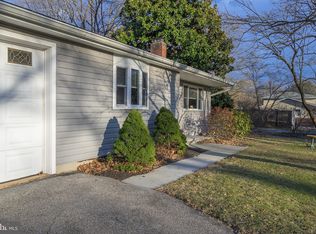 858 Stevenson Rd, Severn, MD 21144