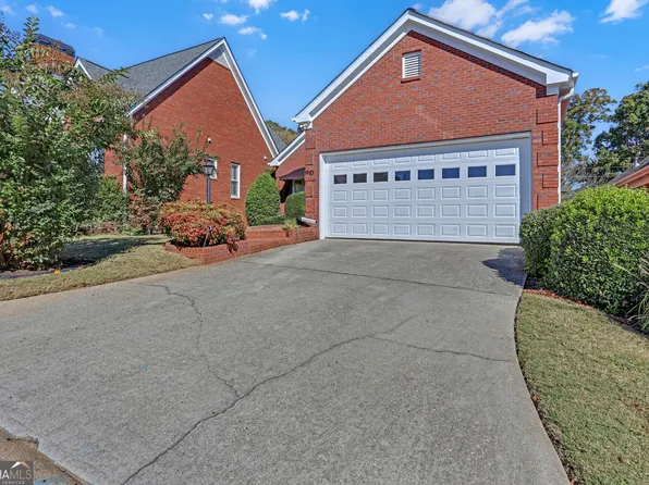 1910 Stockton Walk Ln, Snellville, GA 30078