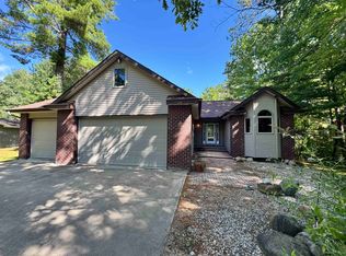 41 W River Dr, Gladwin, MI 48624