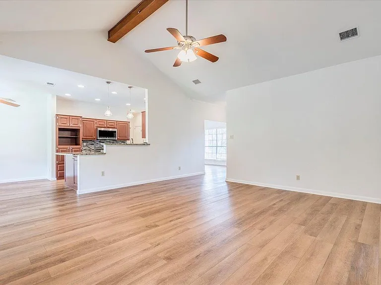 5305 Dry Wells Rd — Photo 11