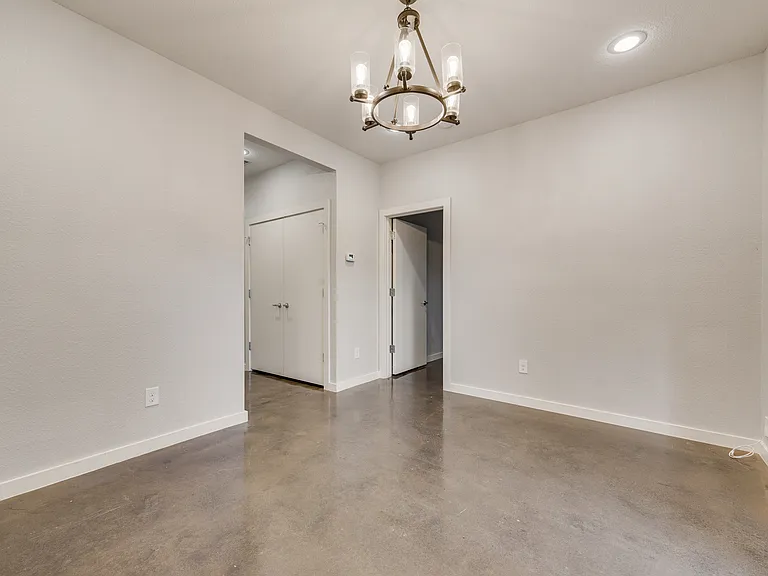 1811 Euclid Ave #2 — Photo 3