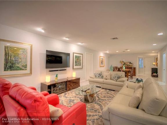 5th image of 4019 N Cypress Dr