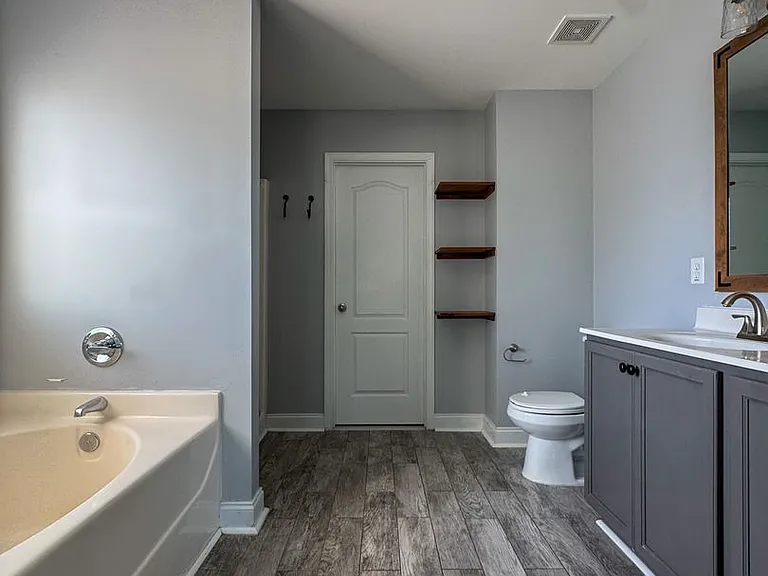 172 Huzzas Cir — Photo 19