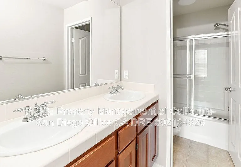 1267 Elfin Forest Rd E — Photo 10