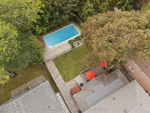 3rd image of 11 Urbandale Ave
