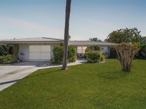 417 Crane Rd, Venice, FL 34293
