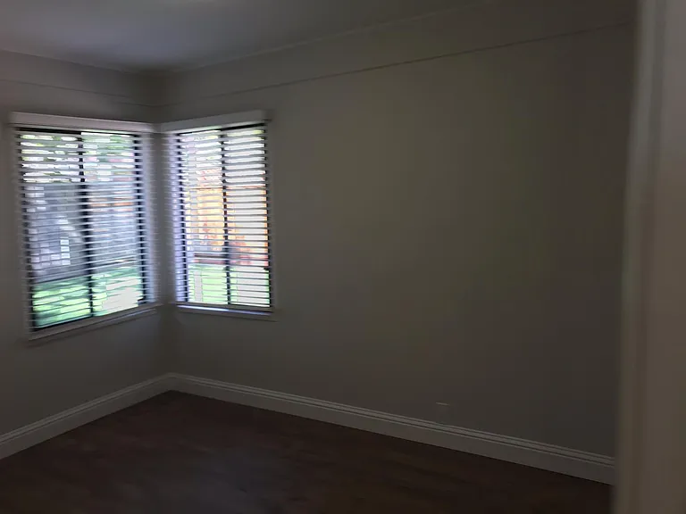 1873 Lenolt St — Photo 10