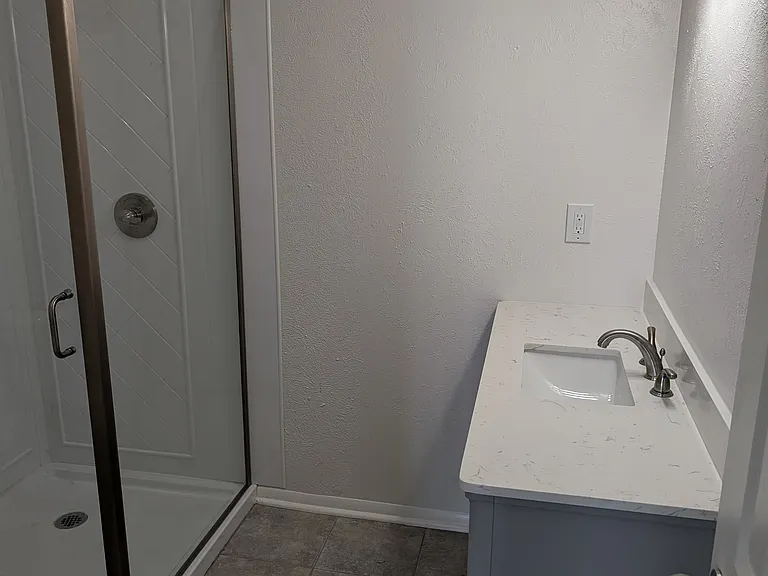 1393 S Foothill Dr #1 — Photo 5