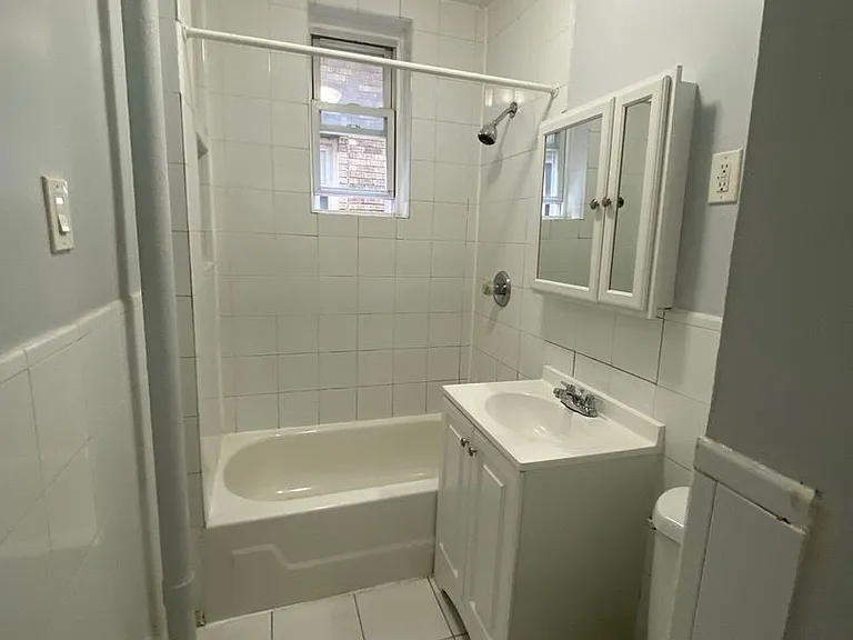 6th at West Hoboken — Photo 7
