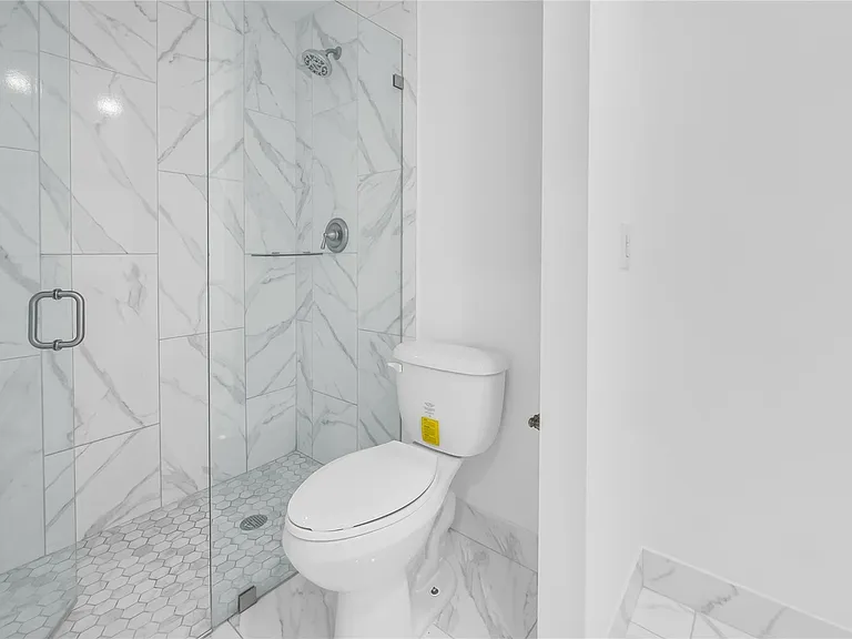 7755 Kenway Pl E — Photo 19