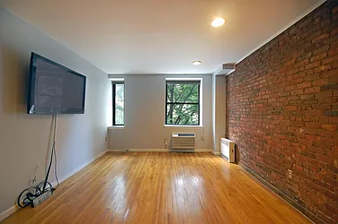 Rented by Mercedes Berk