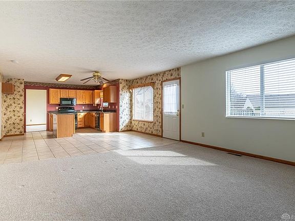3rd image of 1020 Kirkwall Ct