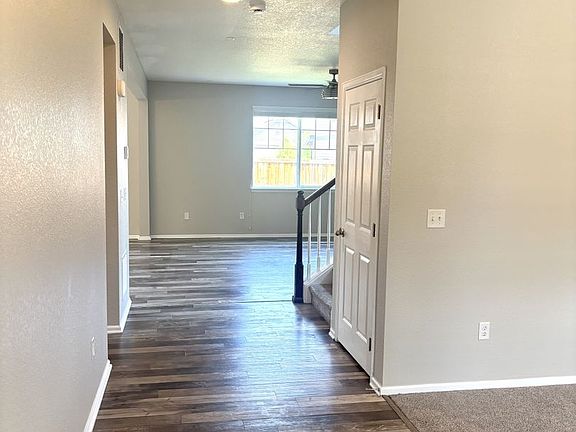 3rd image of 25147 E Maple Ave