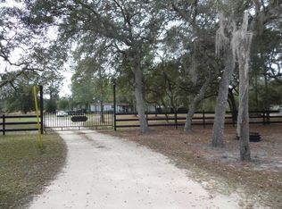8136 Blazing Star Rd, Melrose, FL 32666