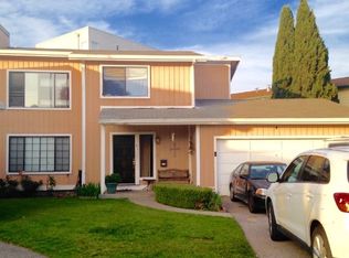 811 Paul Robeson Ct, East Palo Alto, CA 94303