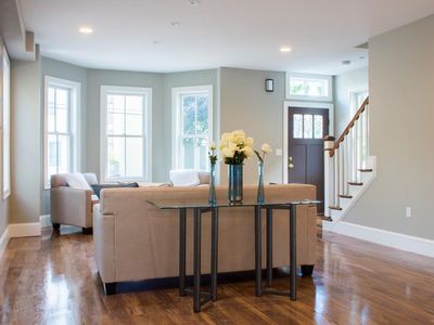 33 Kinnaird St, Cambridge, MA, 02139