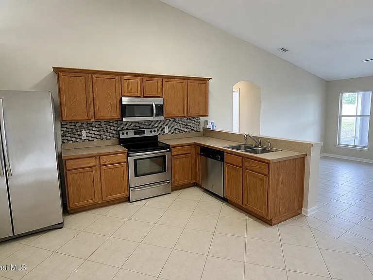 415 Oakmon Rd SW #A — Photo 8