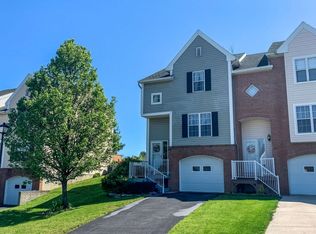 32 Westfield Pl, Athens, OH 45701