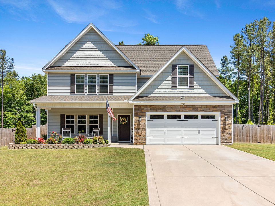 1st image of 60 Melvill Ln