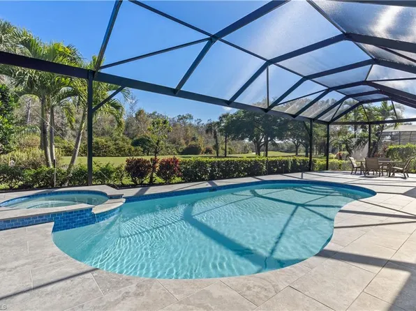 7834 Naples Heritage DR, NAPLES, FL 34112