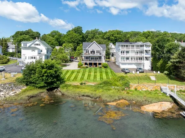 63 Townsend Avenue, Boothbay Harbor, ME 04538