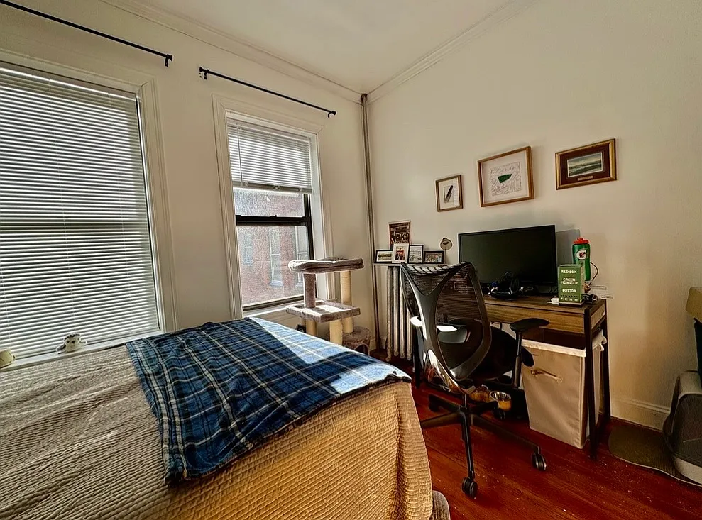 2 bed, 850 sqft, $3,600 — Photo 4