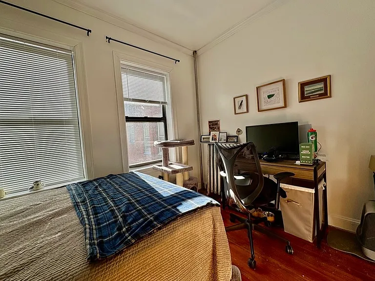 231 Harvard Ave #1 — Photo 4
