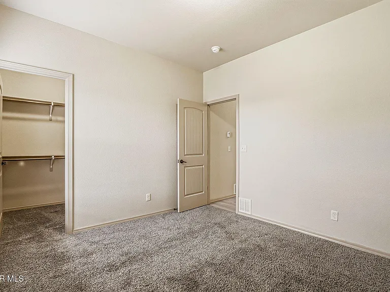 3144 Hidden Creek Dr — Photo 23