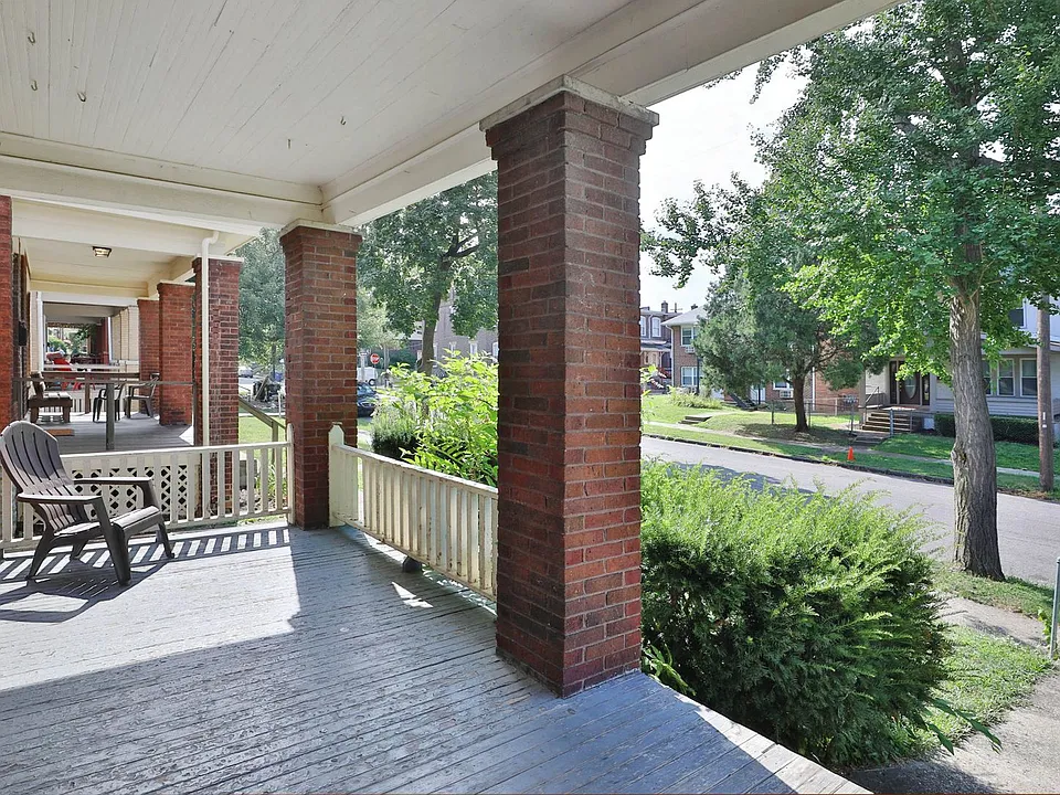108 E Frambes Ave