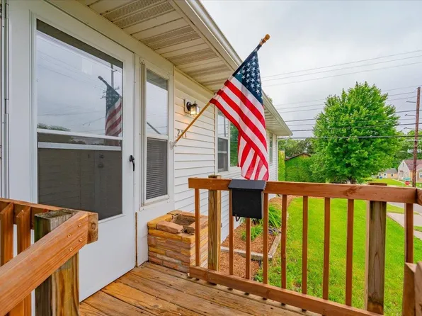 211 Jefferson Street, Portage, WI 53901