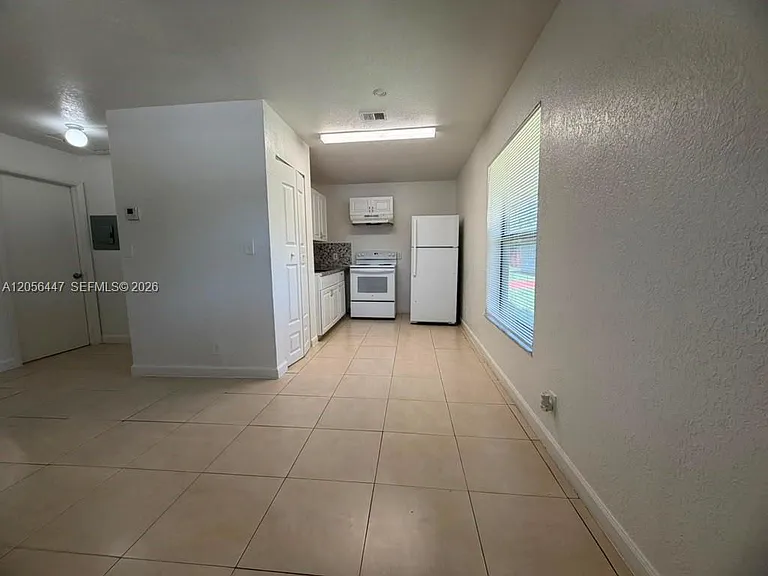 919 NW 2nd Ave #1 — Photo 7