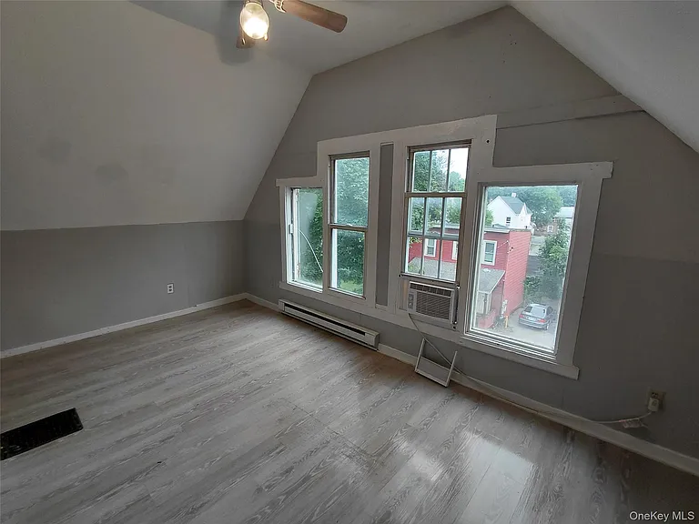 67A Greenkill Ave #3 — Photo 2