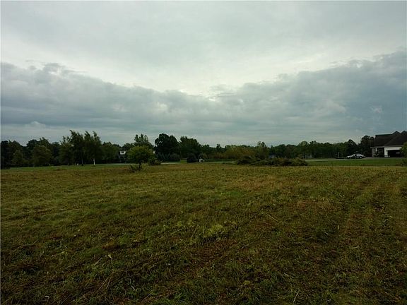 4th image of 9 Cassidy Ct