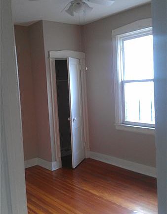 2nd bedroom W/ closet