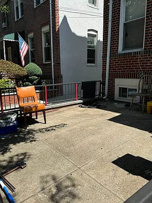 Rented by Amorelli Realty | media 13