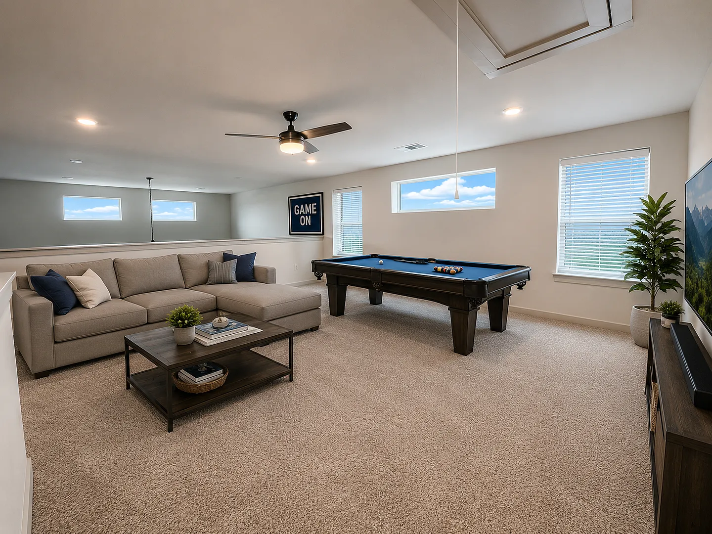 Parker Station - Minutes to Mueller Attractions / 4 bedrooms & 3 Baths — Photo 4