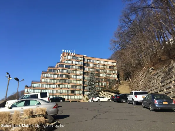 755 Narrows Rd N APT 1012, Staten Island, NY 10304