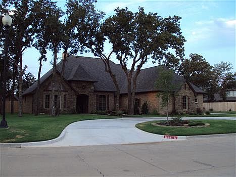 1st image of 1606 Timbercreek Dr
