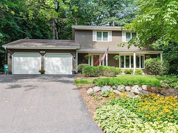3rd image of 6760 Brule Cir