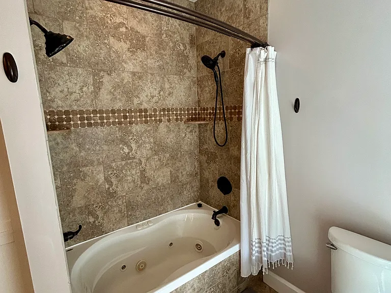 2332 Central Ave — Photo 33