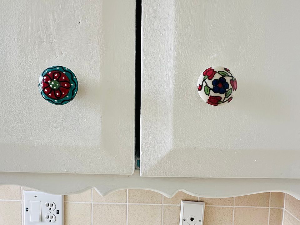 fun. unique, beautiful kitchen cabinet knobs