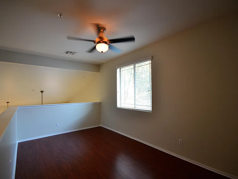 1225 N 36th St #1128 — Photo 11