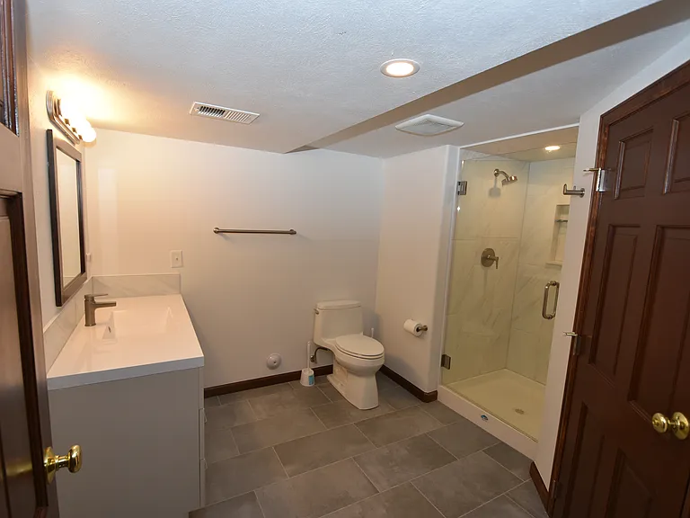5222 Pinehurst Dr — Photo 6