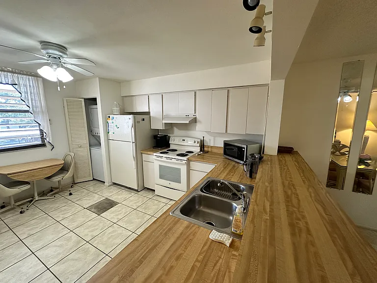 346 Springdale Dr #346 — Photo 10