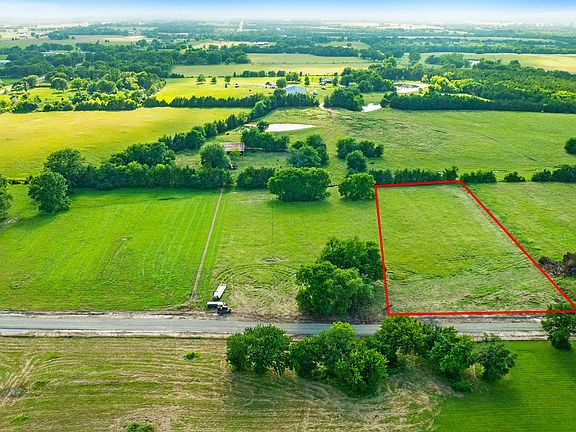 5th image of 393 Private Road 33261