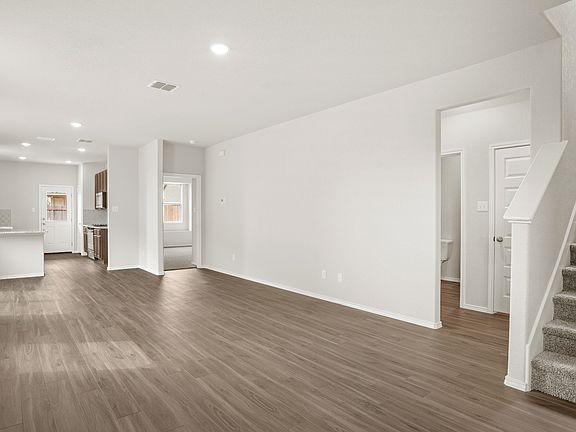 Family Room to Dining